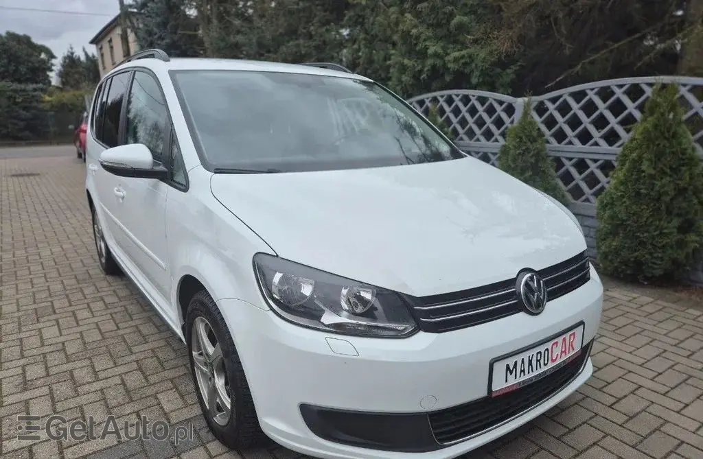 VOLKSWAGEN Touran 