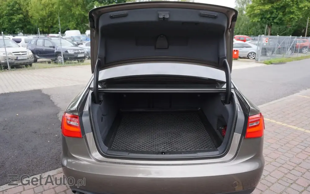 AUDI A6 Limousine 2.0 TDI Multitronic