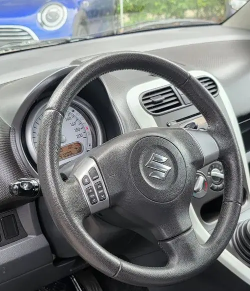 SUZUKI Splash 