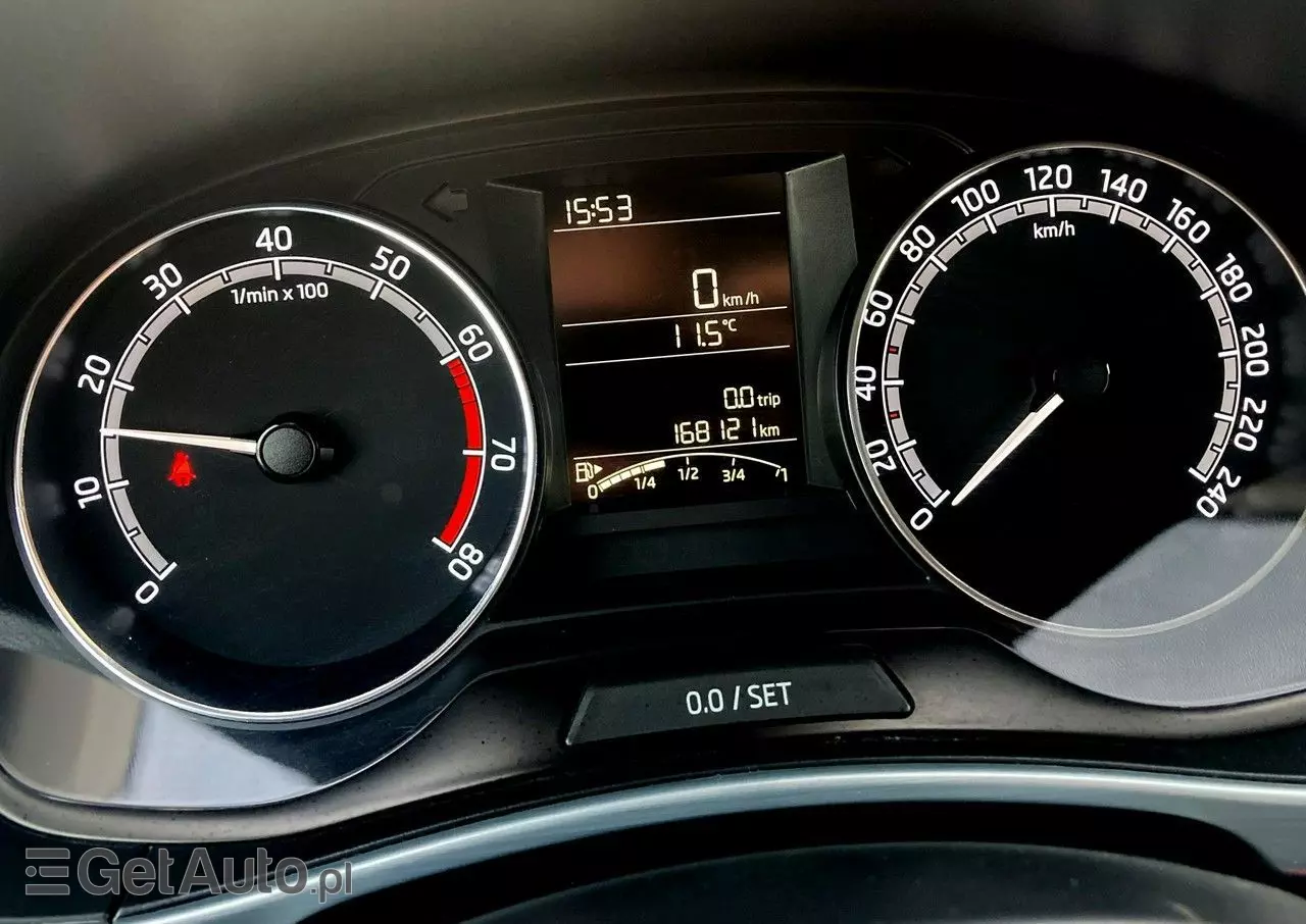 SKODA Fabia 1.0 TSI Ambition