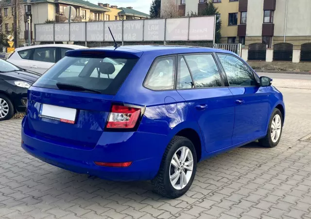 SKODA Fabia 1.0 TSI Ambition