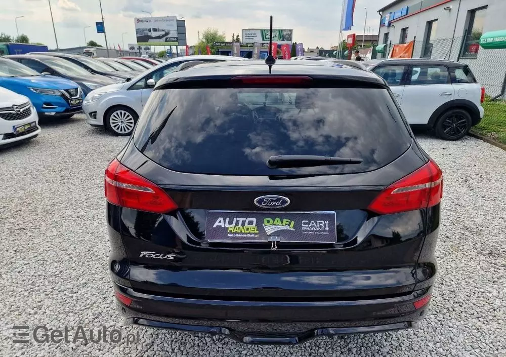 FORD Focus 1.0 EcoBoost ST-Line Red ASS