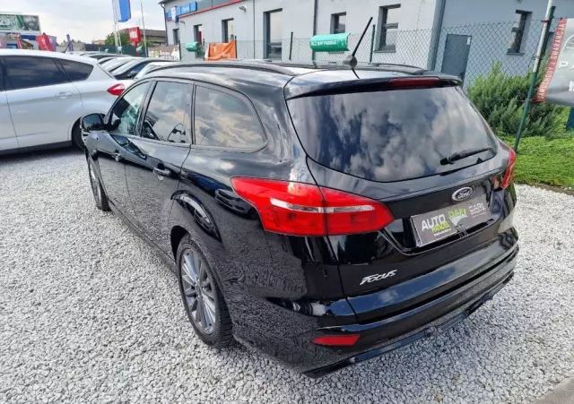 FORD Focus 1.0 EcoBoost ST-Line Red ASS