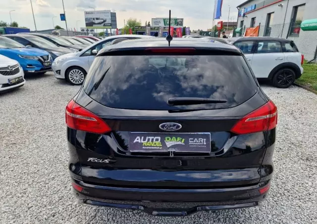 FORD Focus 1.0 EcoBoost ST-Line Red ASS