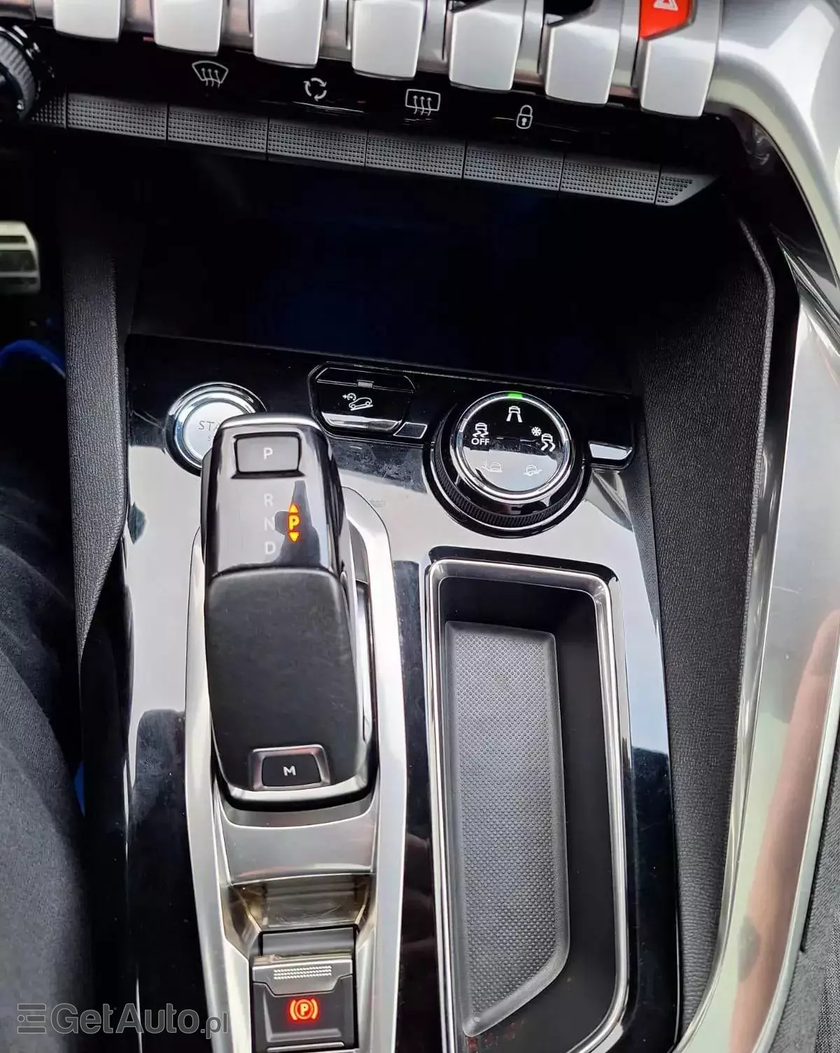 PEUGEOT 3008 1.6 BlueHDi Active S&S EAT6