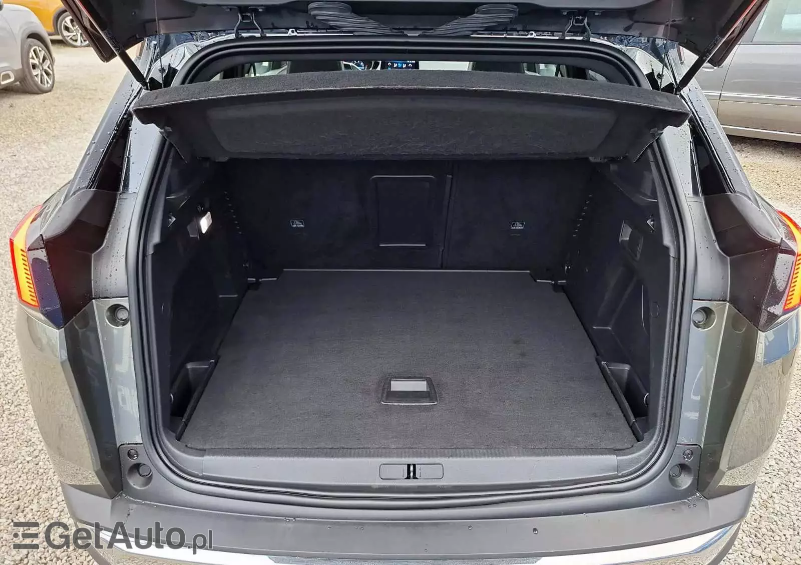 PEUGEOT 3008 1.6 BlueHDi Active S&S EAT6