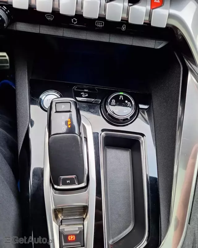 PEUGEOT 3008 1.6 BlueHDi Active S&S EAT6