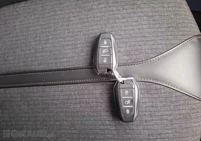 PEUGEOT 3008 1.6 BlueHDi Active S&S EAT6