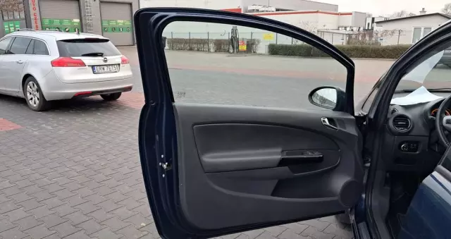 OPEL Corsa 1.2 16V Enjoy