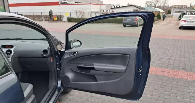 OPEL Corsa 1.2 16V Enjoy