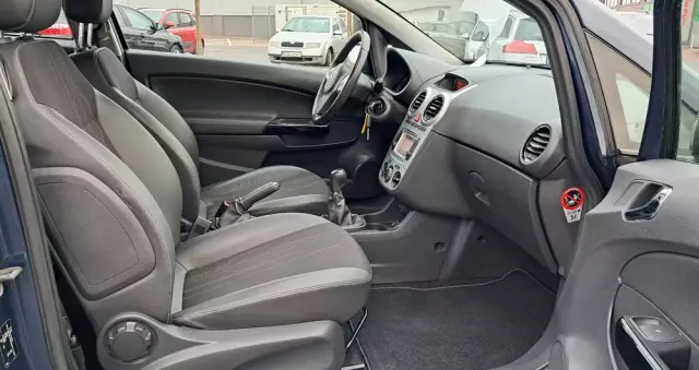 OPEL Corsa 1.2 16V Enjoy