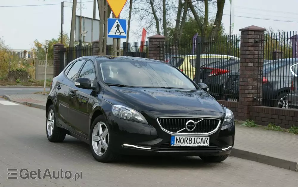 VOLVO V40 D2 Drive-E Kinetic