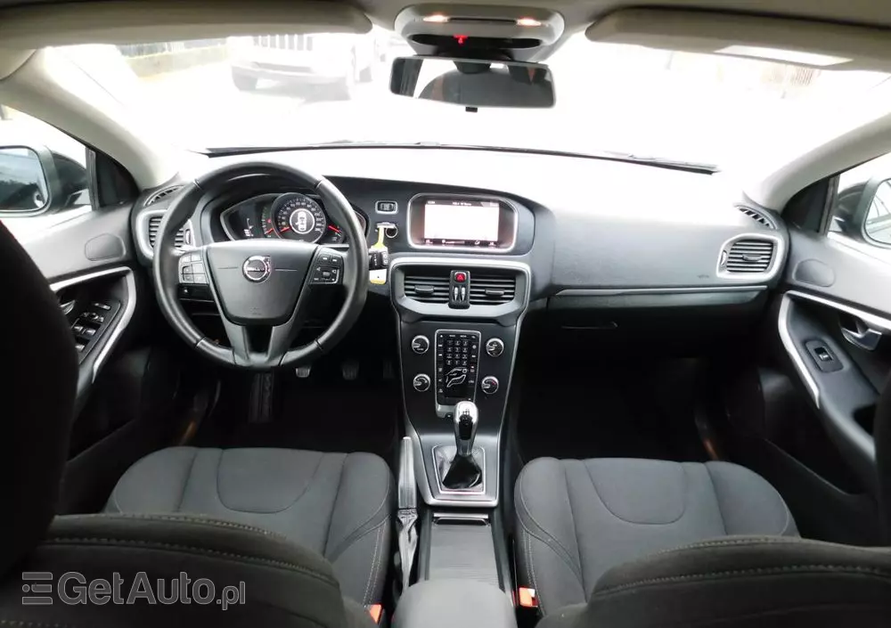 VOLVO V40 D2 Drive-E Kinetic