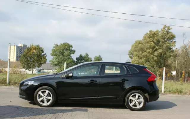 VOLVO V40 D2 Drive-E Kinetic