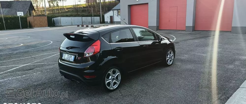 FORD Fiesta 1.0 Titanium X