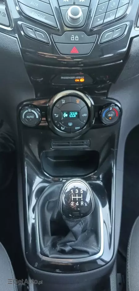 FORD Fiesta 1.0 Titanium X