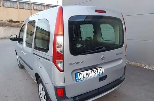 RENAULT Kangoo 