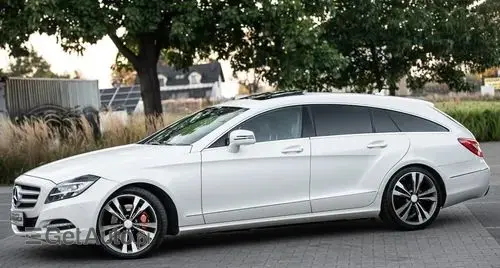 MERCEDES-BENZ CLS 