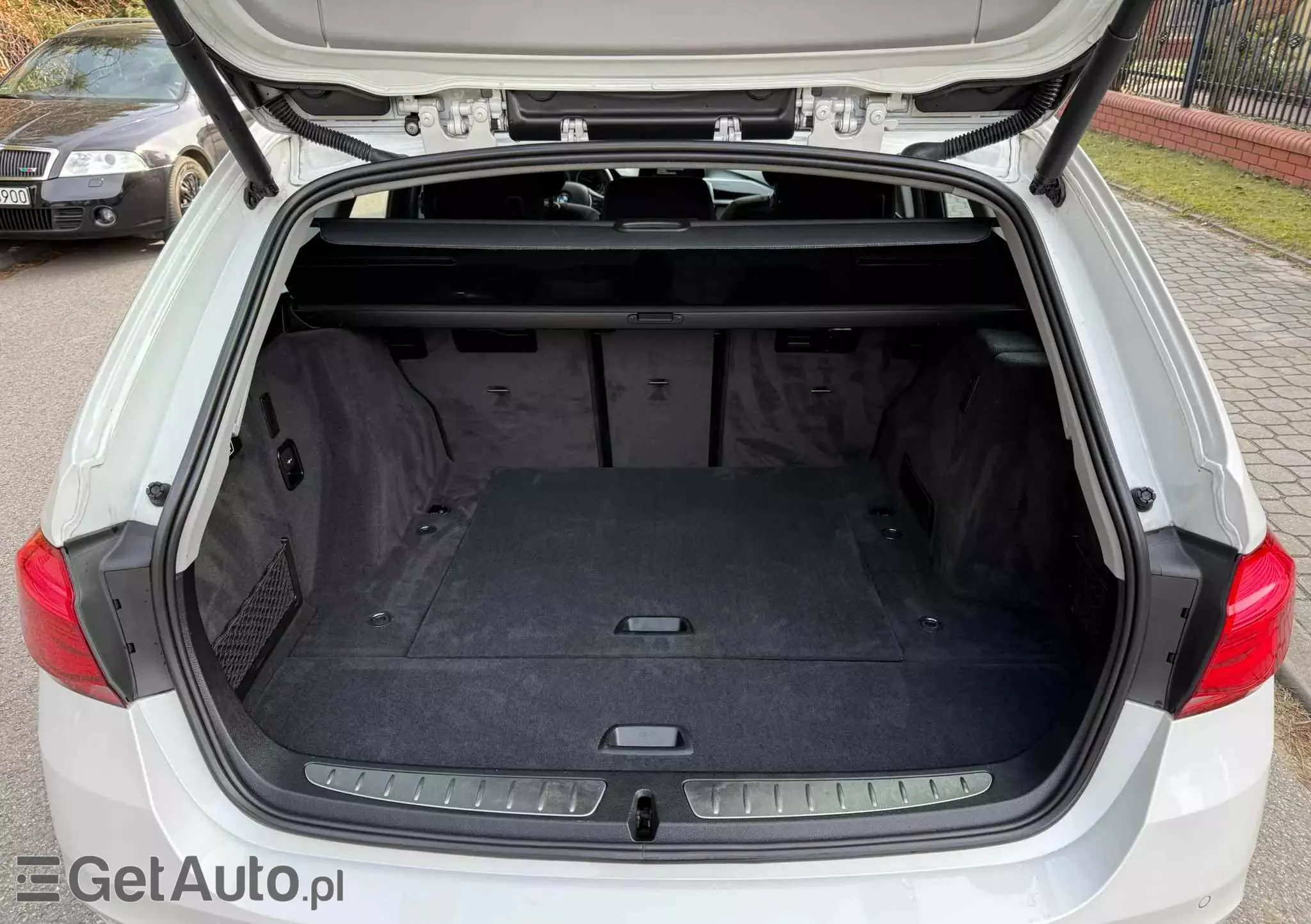 BMW Seria 3 318d Sport Line Shadow