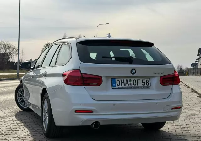 BMW Seria 3 318d Sport Line Shadow