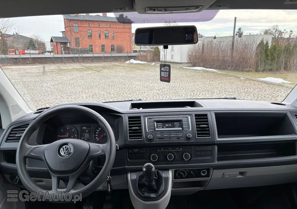 VOLKSWAGEN Transporter 