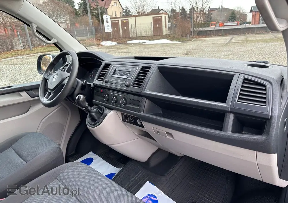 VOLKSWAGEN Transporter 