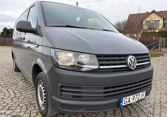 VOLKSWAGEN Transporter 