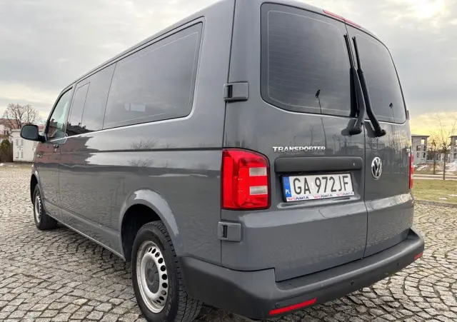 VOLKSWAGEN Transporter 