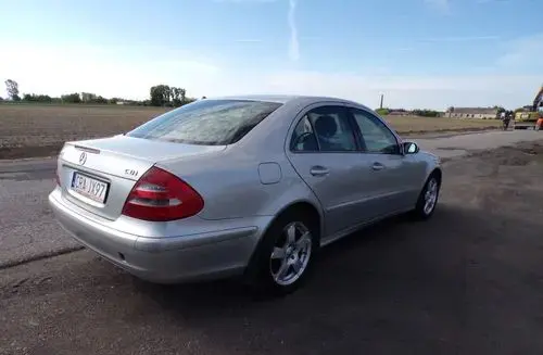MERCEDES-BENZ Klasa E 