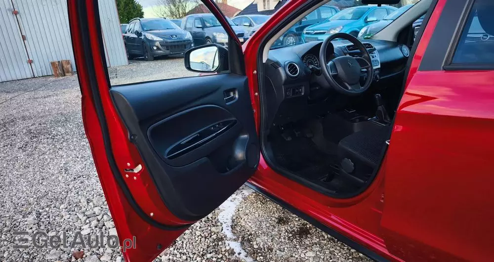 MITSUBISHI Space Star 