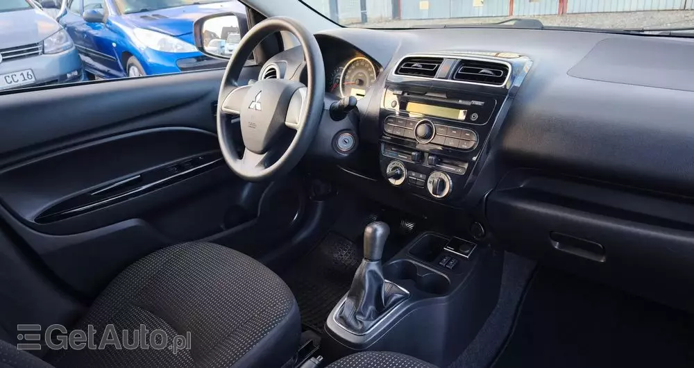 MITSUBISHI Space Star 