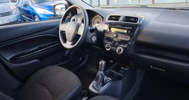 MITSUBISHI Space Star 