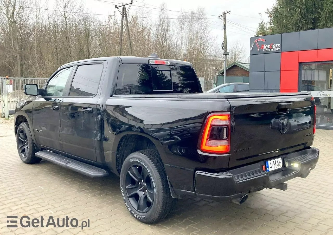 RAM 1500 Crew Cab Sport