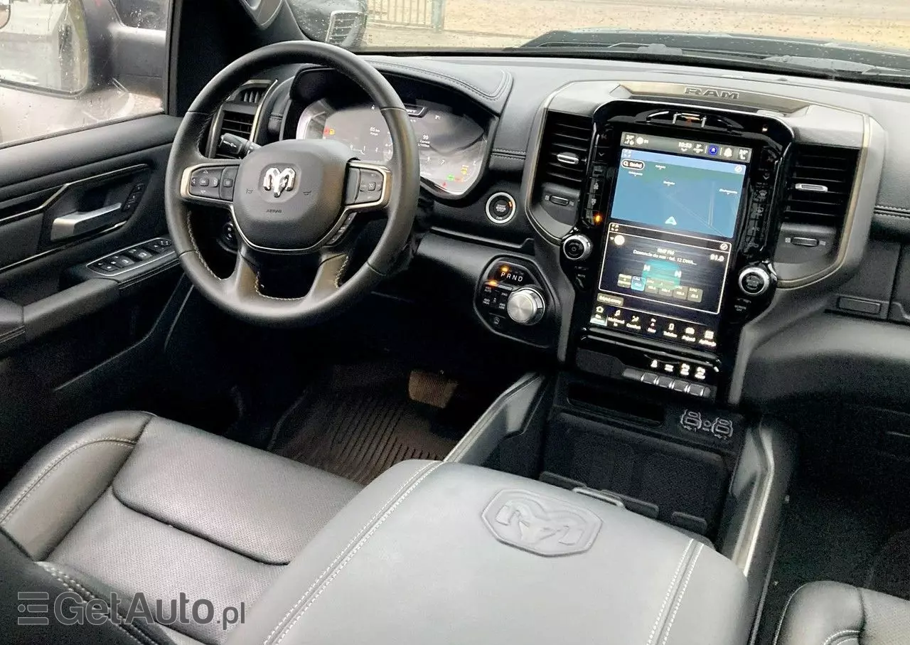 RAM 1500 Crew Cab Sport