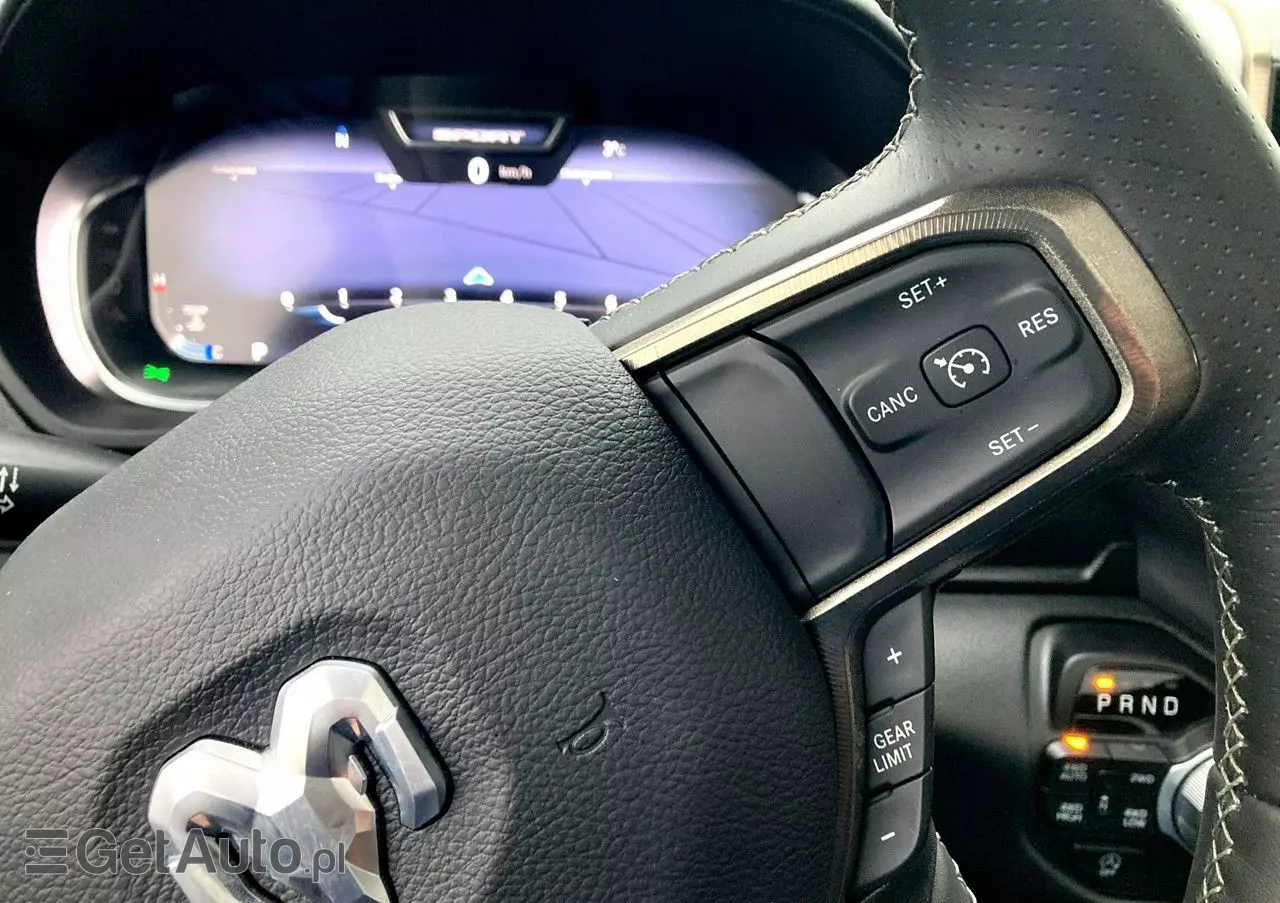 RAM 1500 Crew Cab Sport