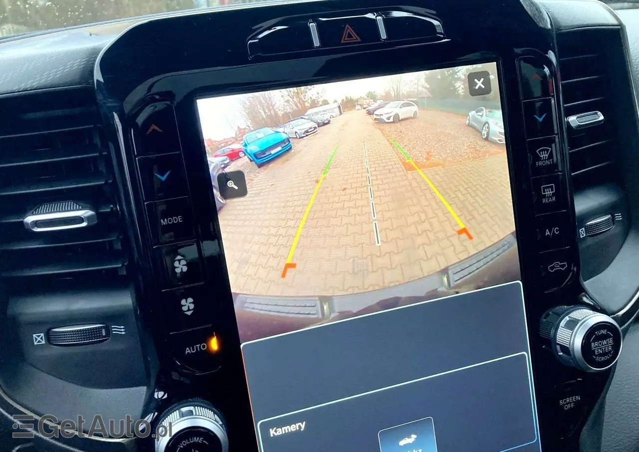 RAM 1500 Crew Cab Sport