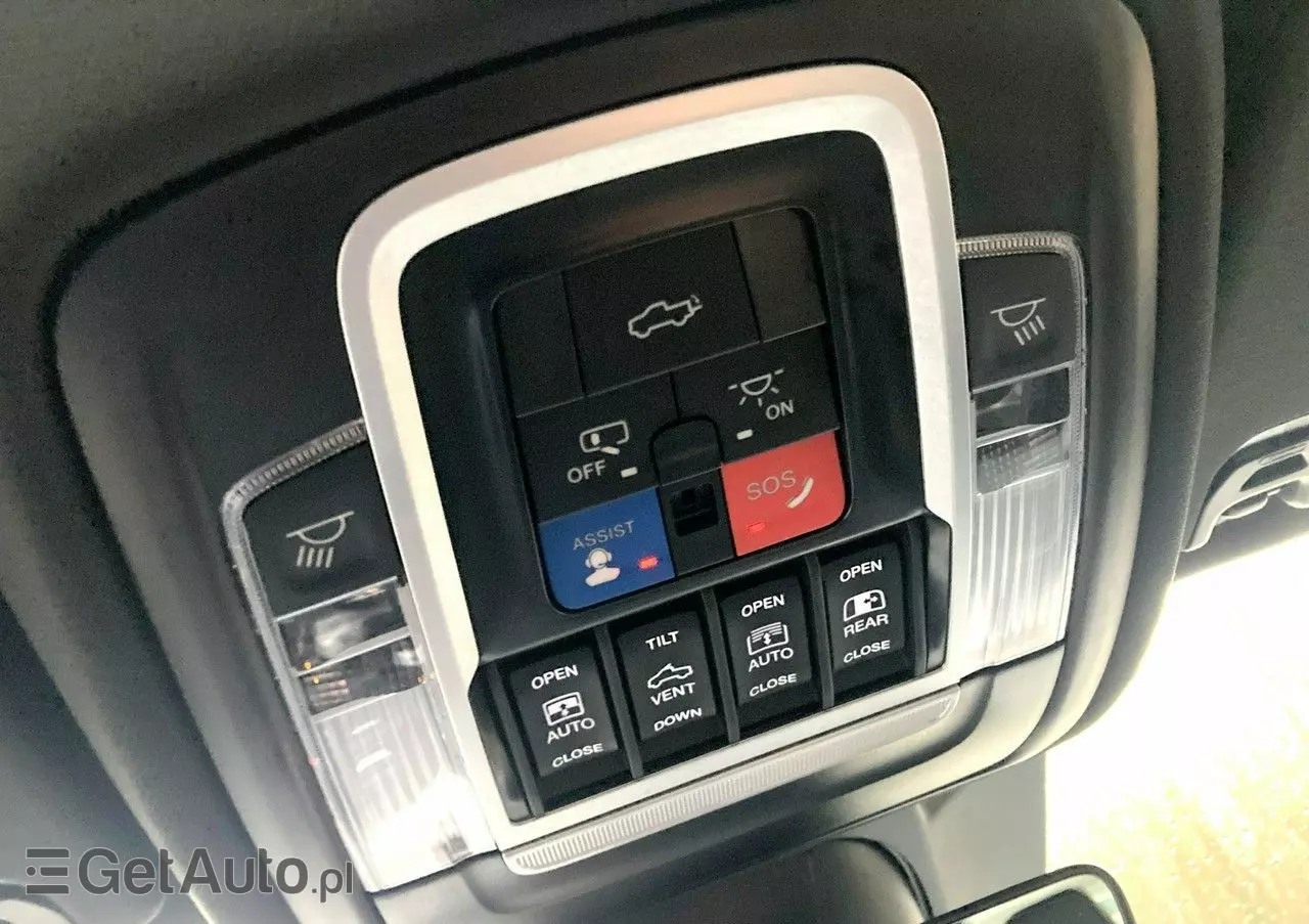 RAM 1500 Crew Cab Sport