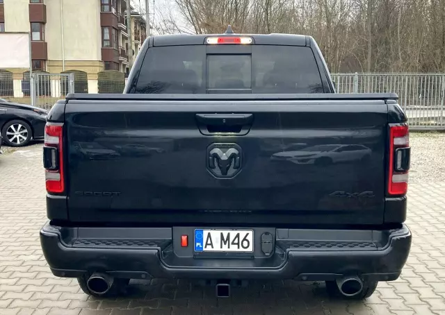 RAM 1500 Crew Cab Sport