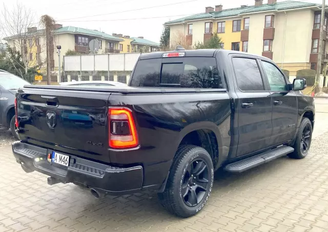 RAM 1500 Crew Cab Sport