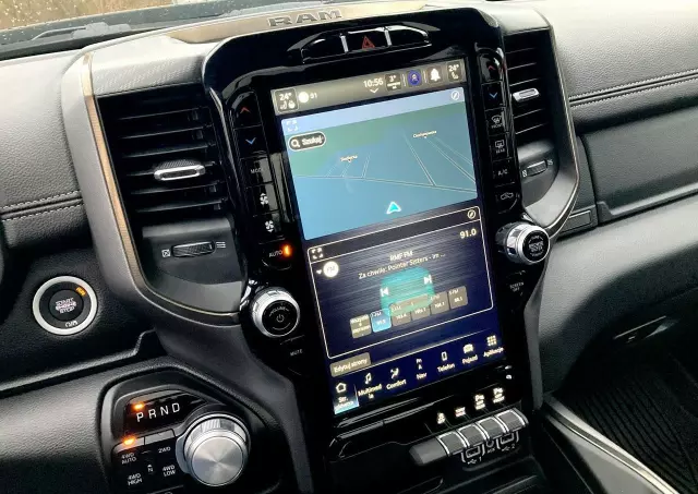 RAM 1500 Crew Cab Sport