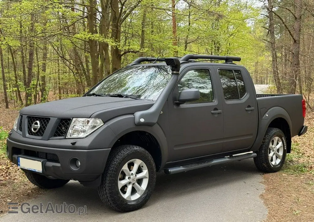 NISSAN Navara 