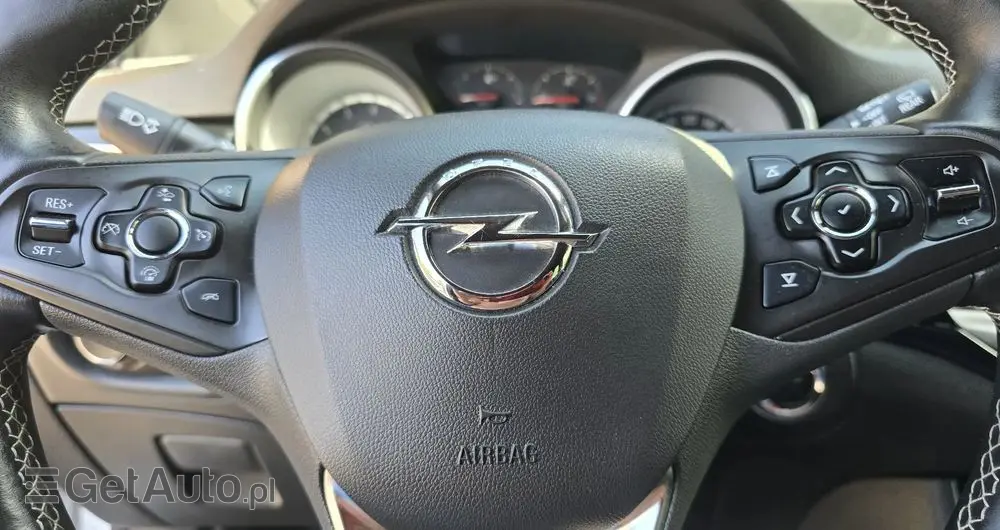 OPEL Astra 1.6 Turbo Start/Stop Dynamic