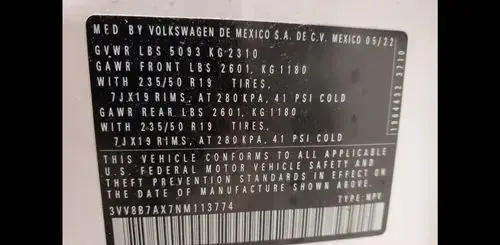 VOLKSWAGEN Tiguan 
