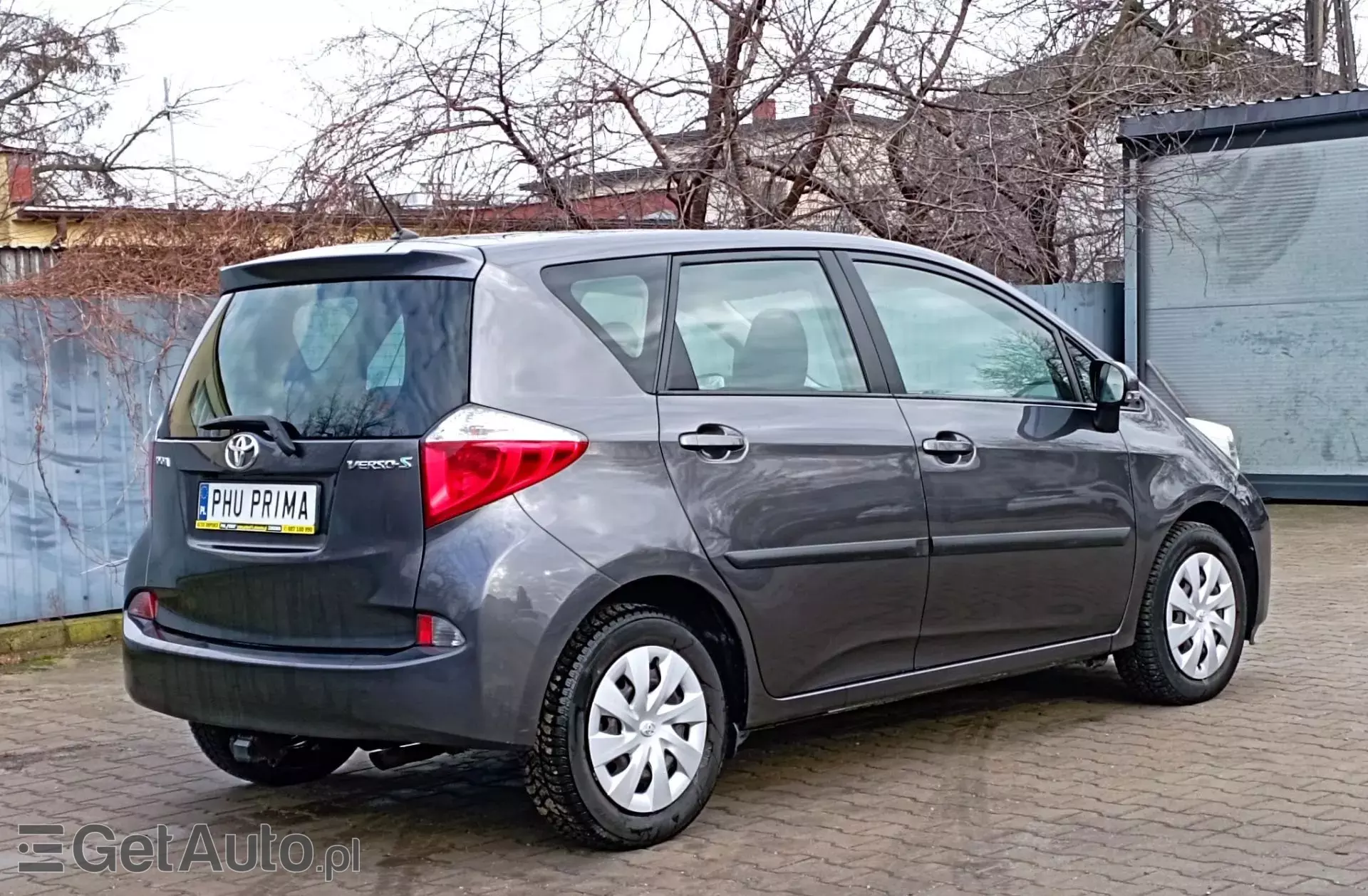 TOYOTA Verso-S 1.33 Dual VVT-i (98 KM)