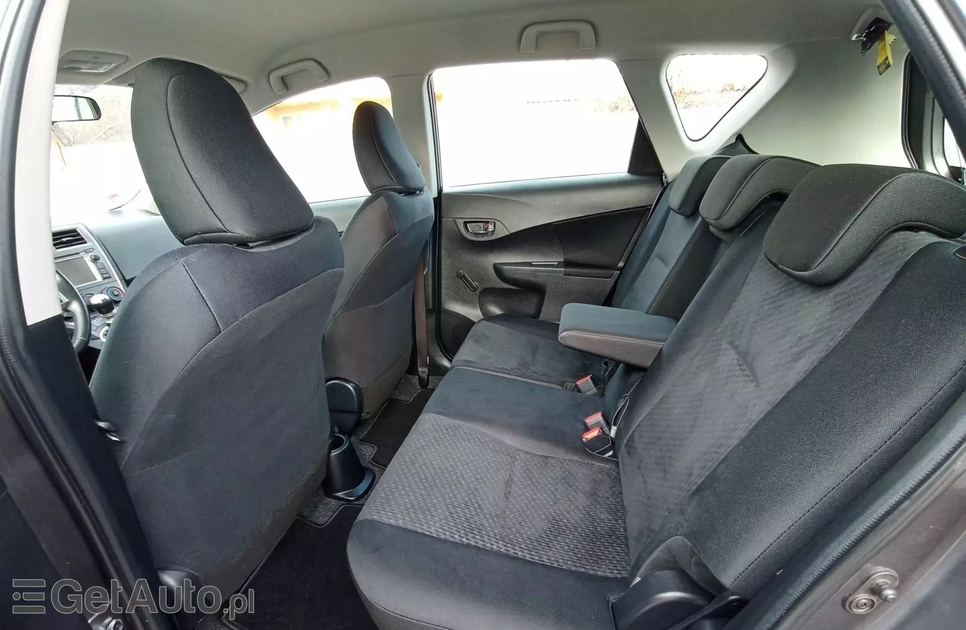 TOYOTA Verso-S 1.33 Dual VVT-i (98 KM)