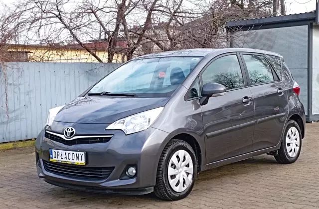 TOYOTA Verso-S 1.33 Dual VVT-i (98 KM)