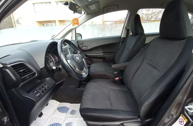 TOYOTA Verso-S 1.33 Dual VVT-i (98 KM)