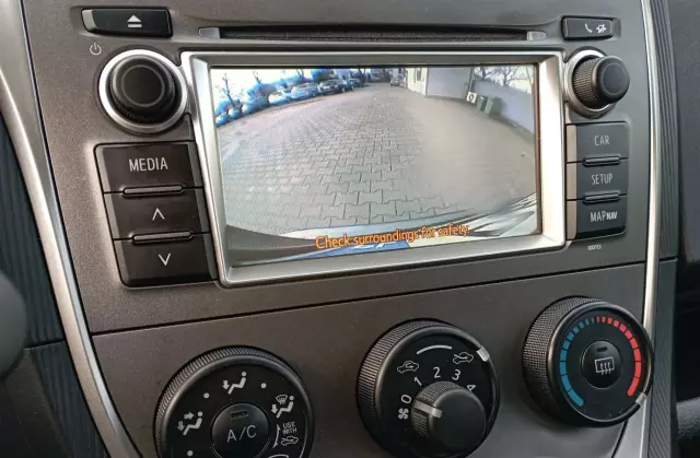 TOYOTA Verso-S 1.33 Dual VVT-i (98 KM)