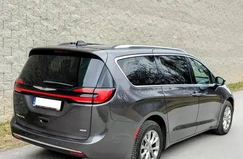CHRYSLER Pacifica 