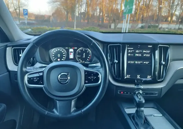 VOLVO XC 60 D4 Inscription
